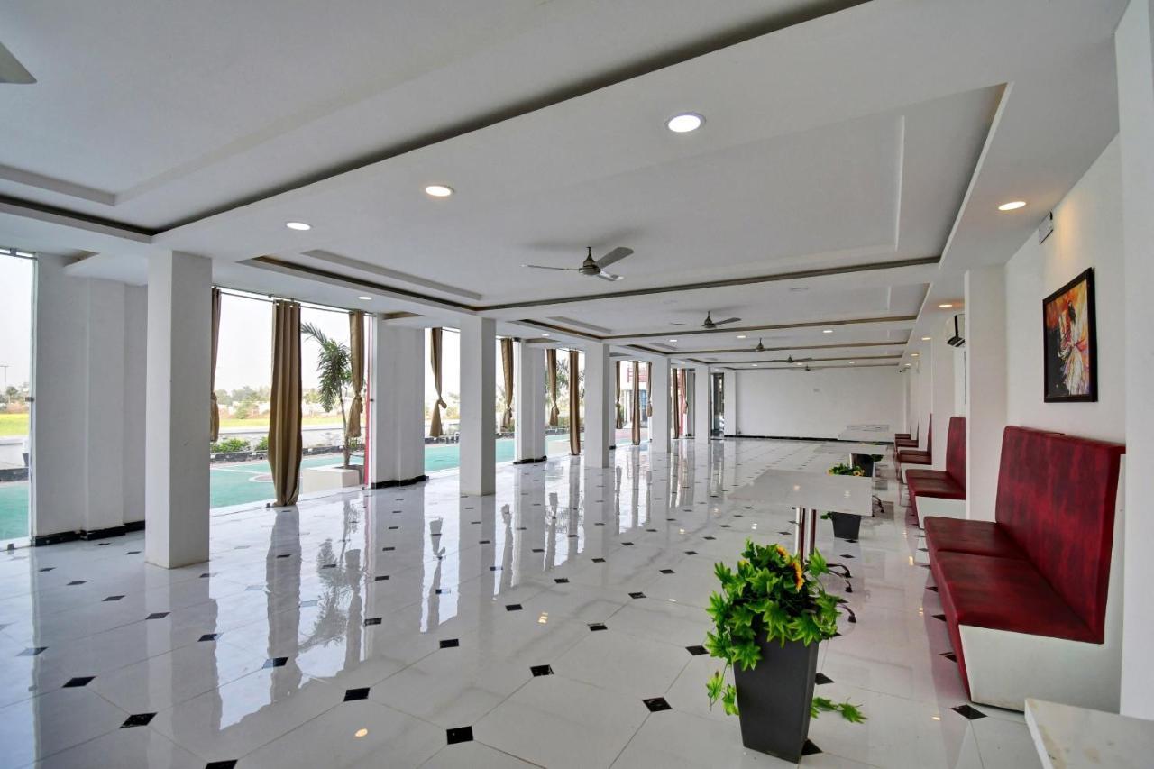 Oyo Townhouse 779 Gods County Hotel Tarapith Exterior foto
