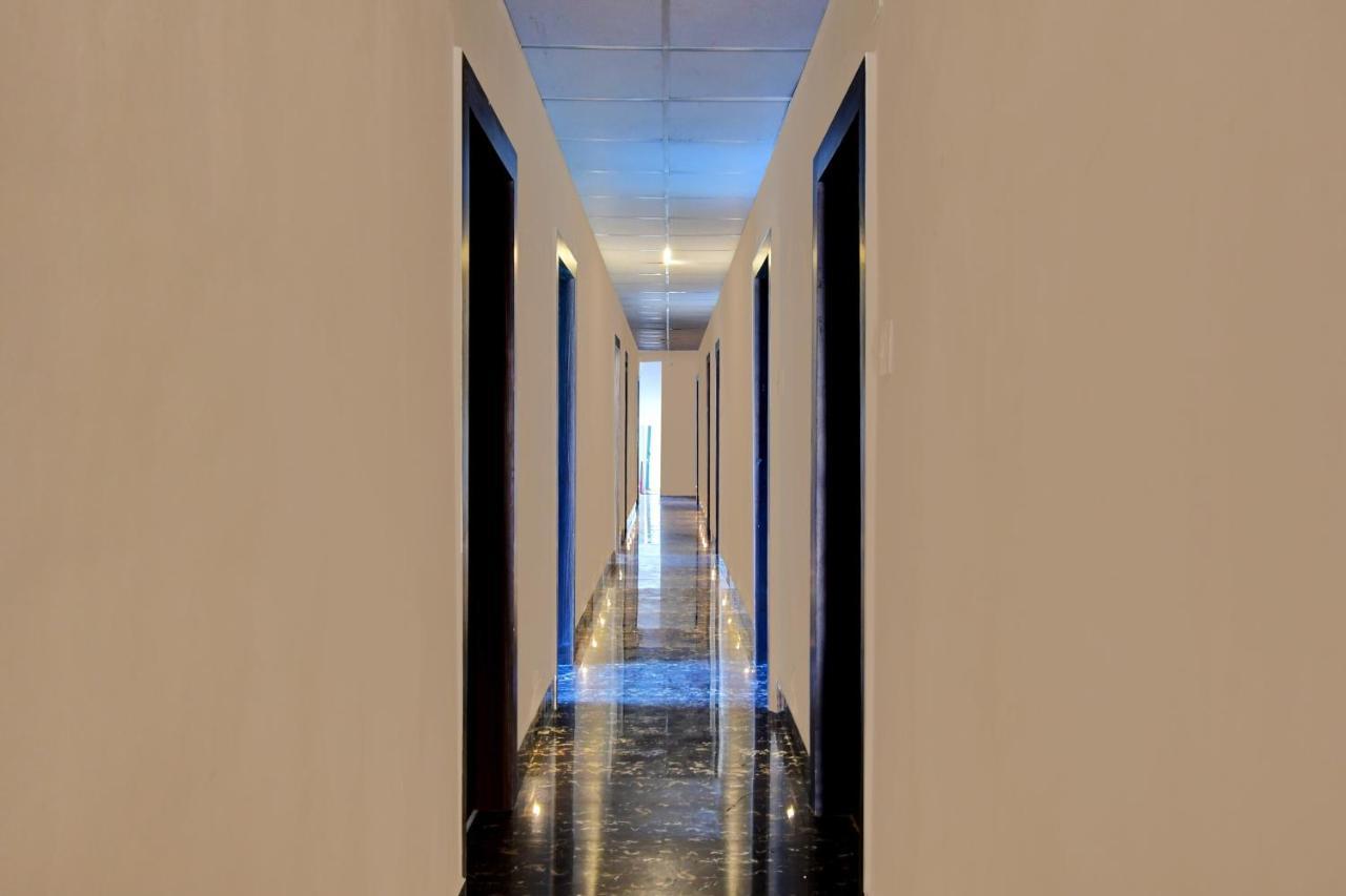 Oyo Townhouse 779 Gods County Hotel Tarapith Exterior foto