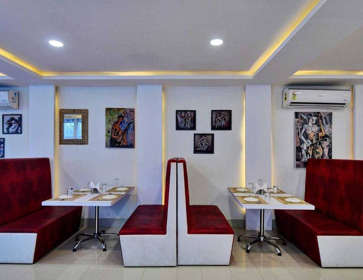 Oyo Townhouse 779 Gods County Hotel Tarapith Exterior foto